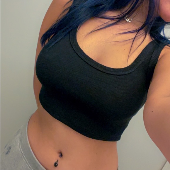 Goth Black Ribbed Scoop Neck Crop Top - Picture 1 of 2